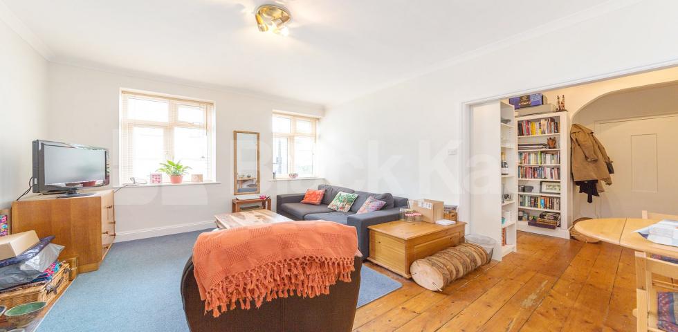 			2 Bedroom, 1 bath, 1 reception Apartment			 Coverdale Road, Shepherds Bush